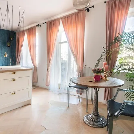 Romantic Designer Apartmán