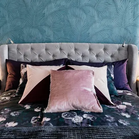 Apartment Romantic Designer