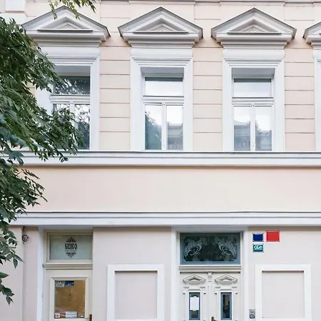 Romantic Designer Apartment Prag